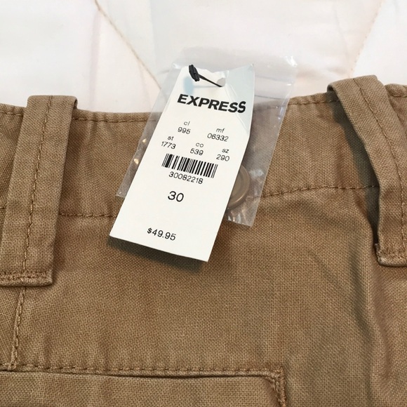 Express Size 30 Classic Fit Brown Cargo Shorts - Picture 5 of 5